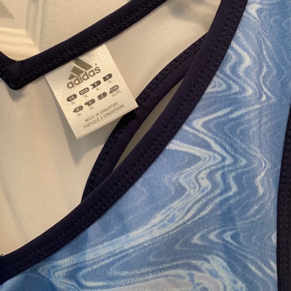 Adidas Tank - Picture 3 of 6